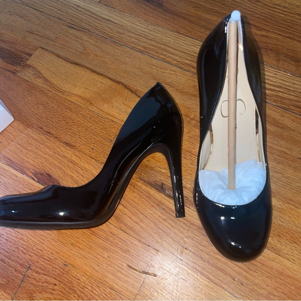 NEW Jessica Simpson Calie Black Pumps